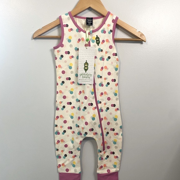 Peekaboo Beans polka dot coolsie - Picture 1 of 2